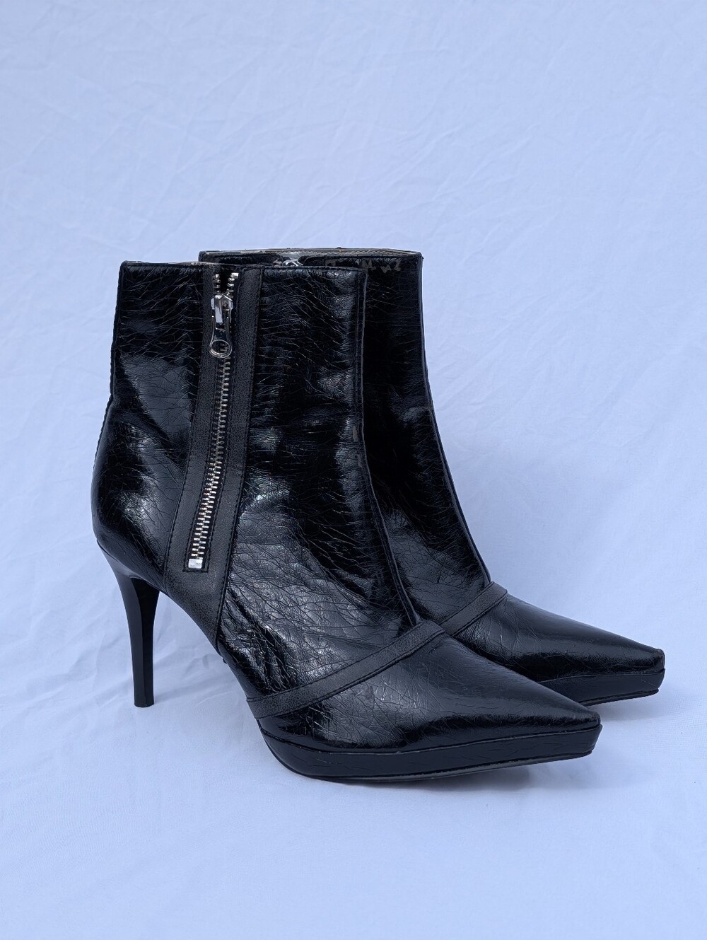 Carlos Santana Leather Fashionista Heels